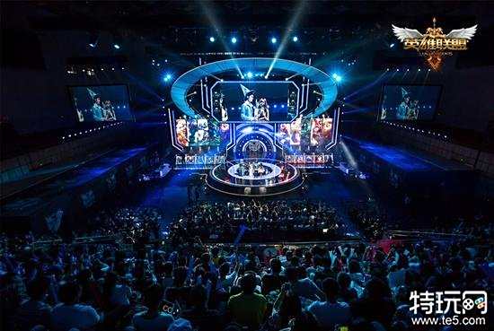 救火队员 救火队员