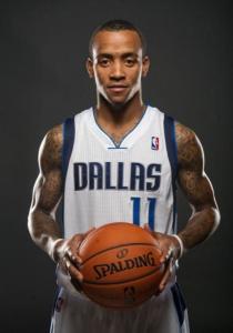 就埃泽而言 就埃泽而言